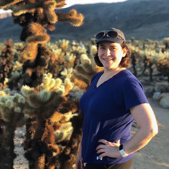 Meet your Posher, Cynthia - Picture 4 of 6